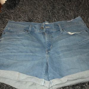 Levi’s jean shorts